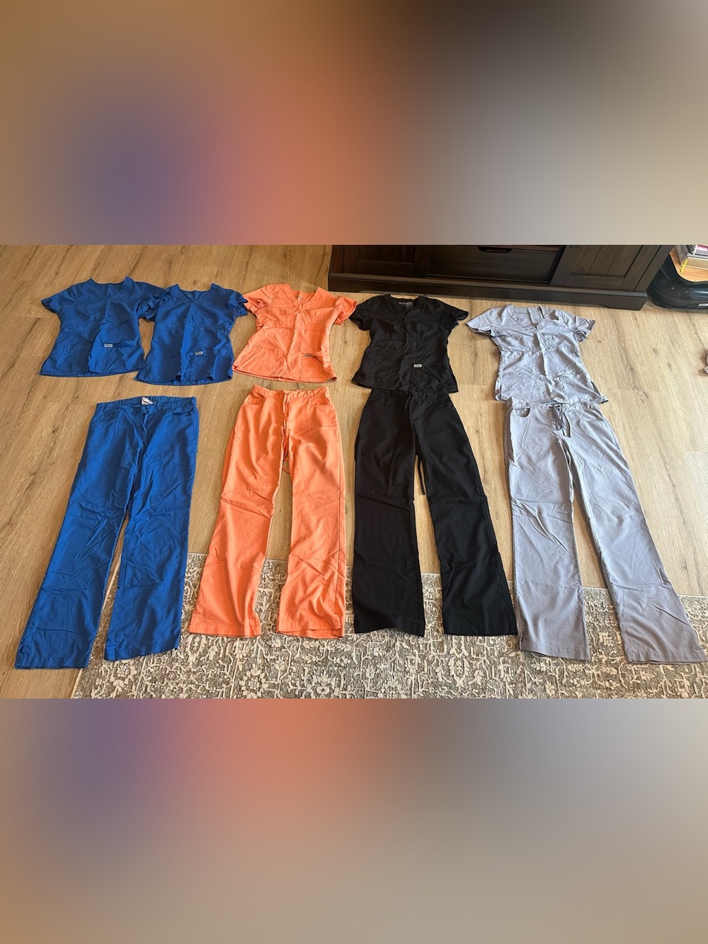 Grey’s Anatomy Scrub Bundle